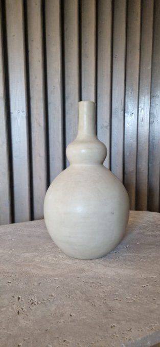 HDP17. Vase Heliza